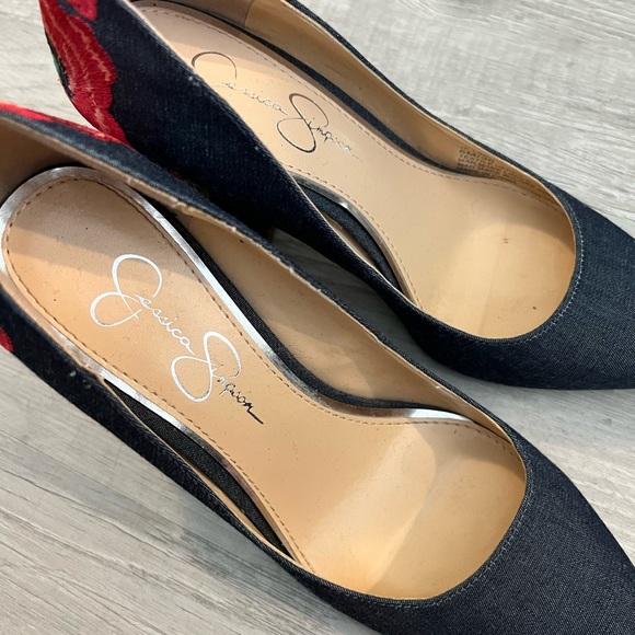 Jessica Simpson heels - Picture 5 of 5